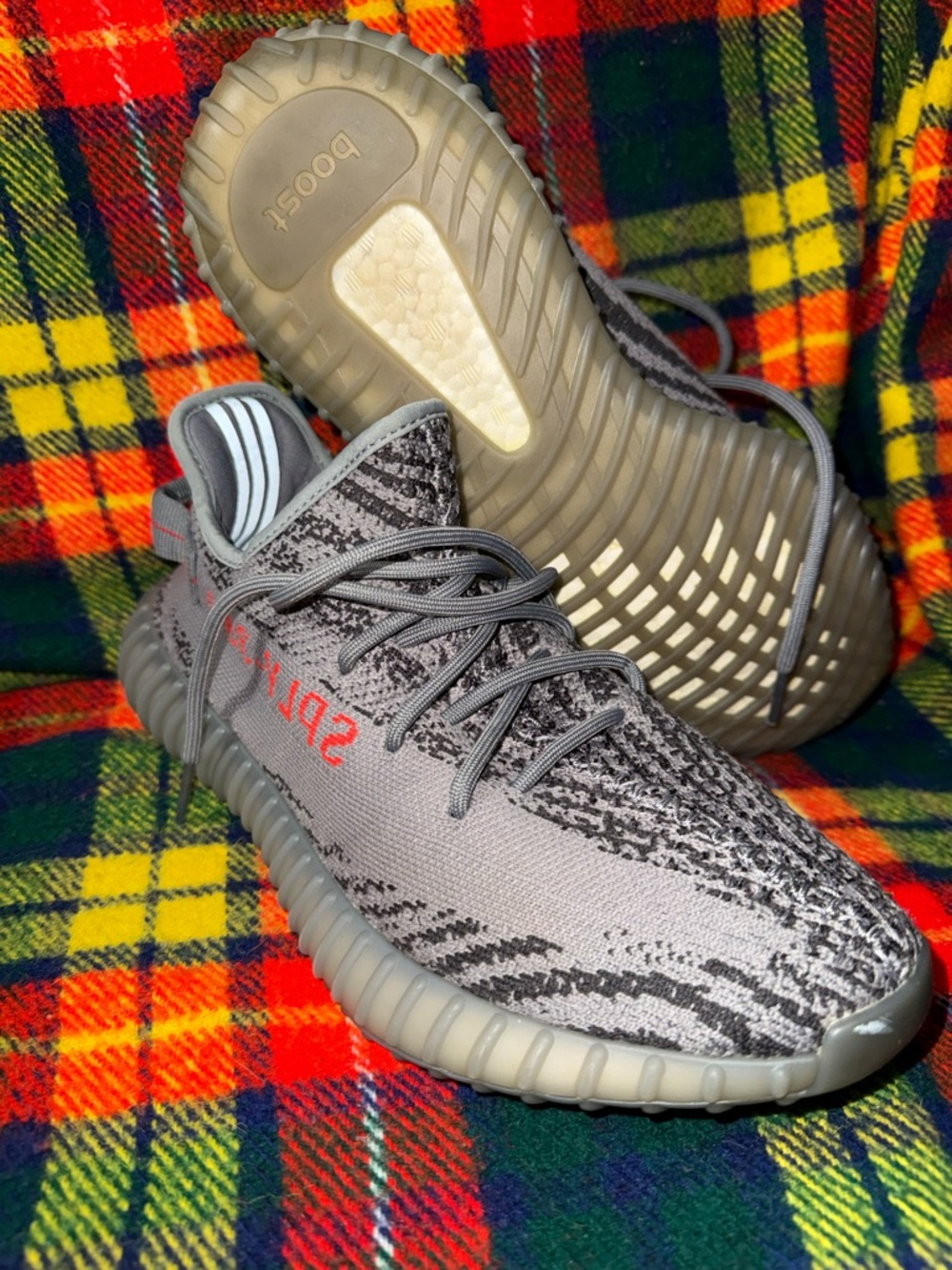 adidas Yeezy Boost 350 V2 Beluga Gray Men's 9.5 AH2203 GREAT CONDITION